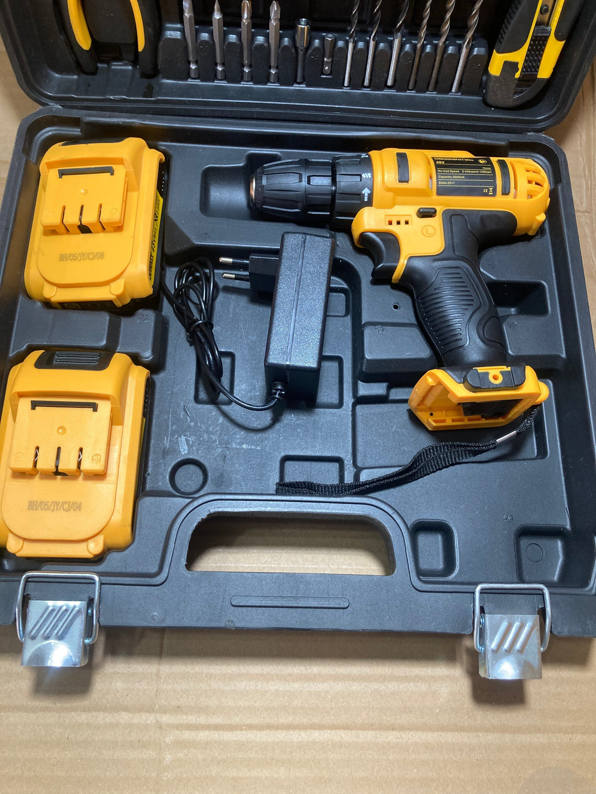 DEWALT 48V Rechargeable Drill Machine with Tool Kit