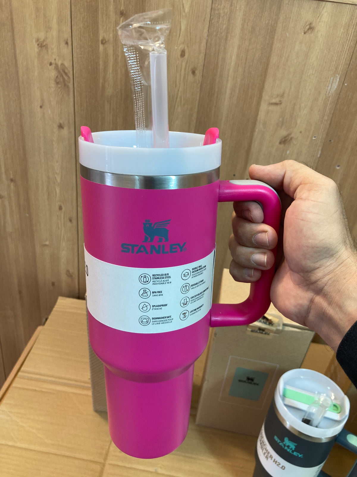 Lot Imported Stanley 1.18L Tumbler with Handle